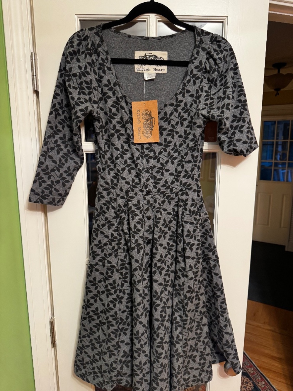 Effie’s Heart Meadow Dress in Follaje print